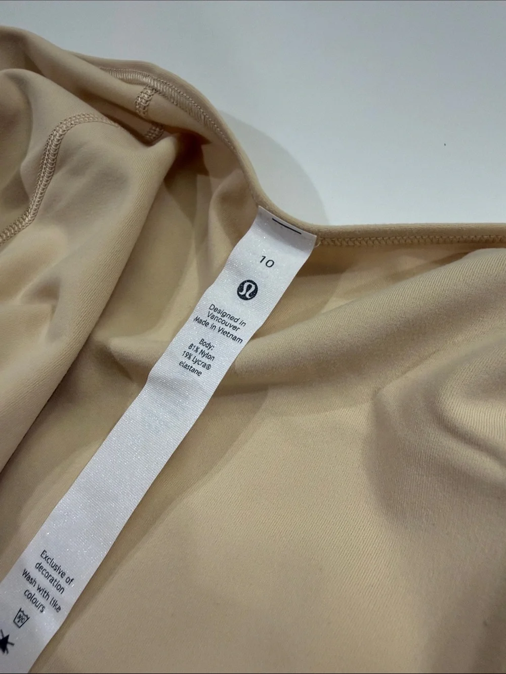 Lululemon Women's Scoop Neck Short Sleeve Top - Cream